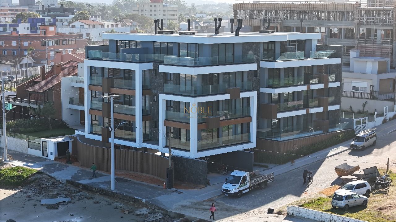 Apartamento com 87m², 2 dormitórios, 2 suítes, 2 vagas no Aura em Torres para Comprar