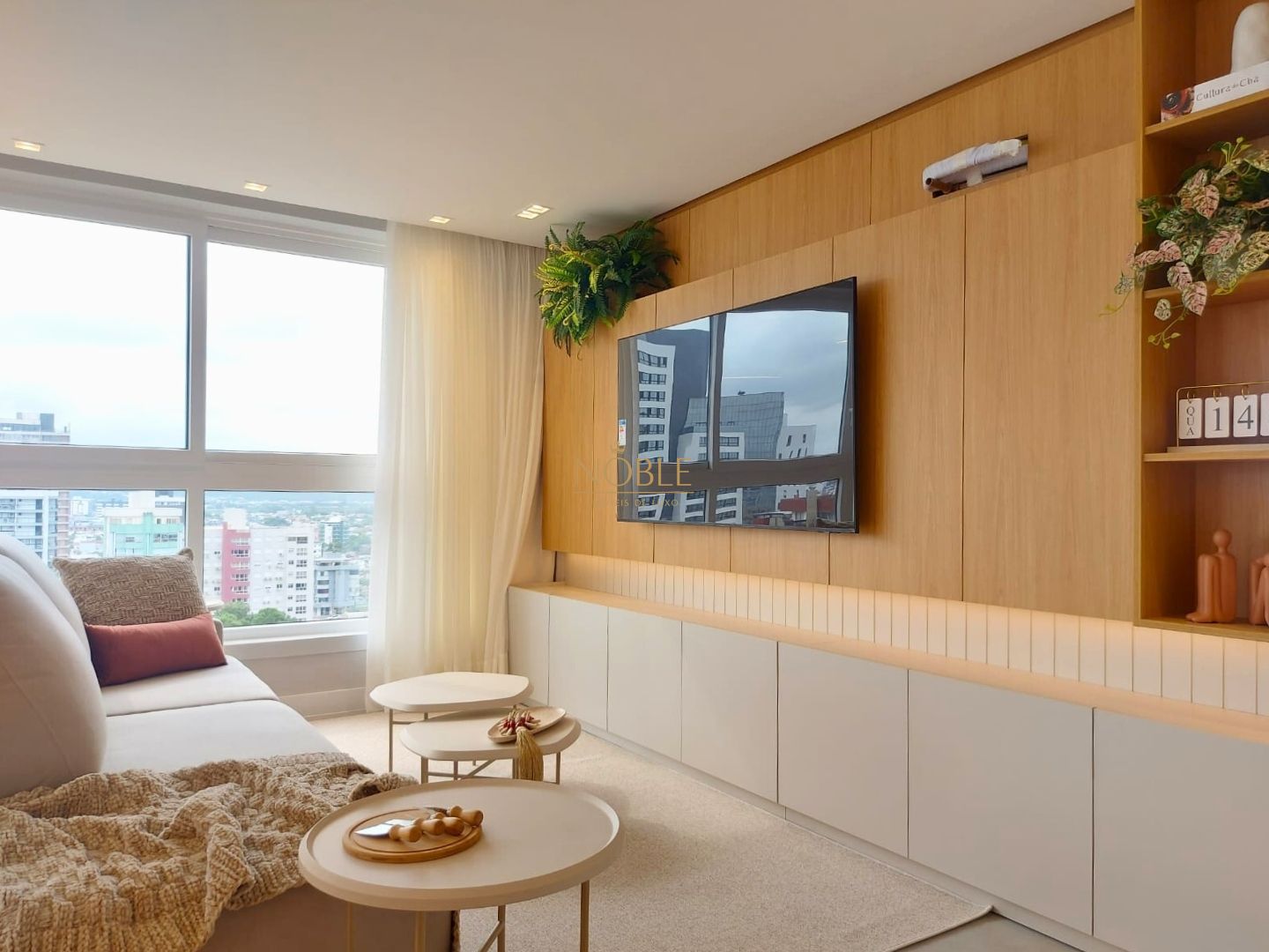 Apartamento com 102m², 3 dormitórios, 1 suíte, 2 vagas no Maui Residencial em Torres para Comprar