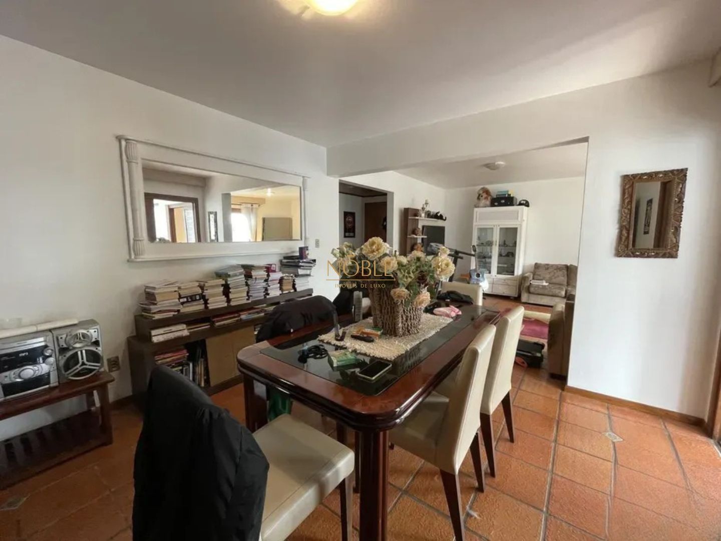 Apartamento com 153m², 4 dormitórios, 1 suíte, 1 vaga no Monte Carlo em Torres para Comprar