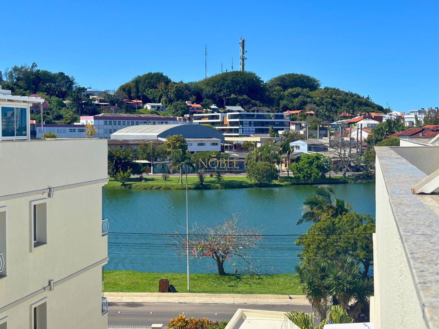 Apartamento, 2 dormitórios, 1 suíte, 1 vaga no Villa Real em Torres para Comprar