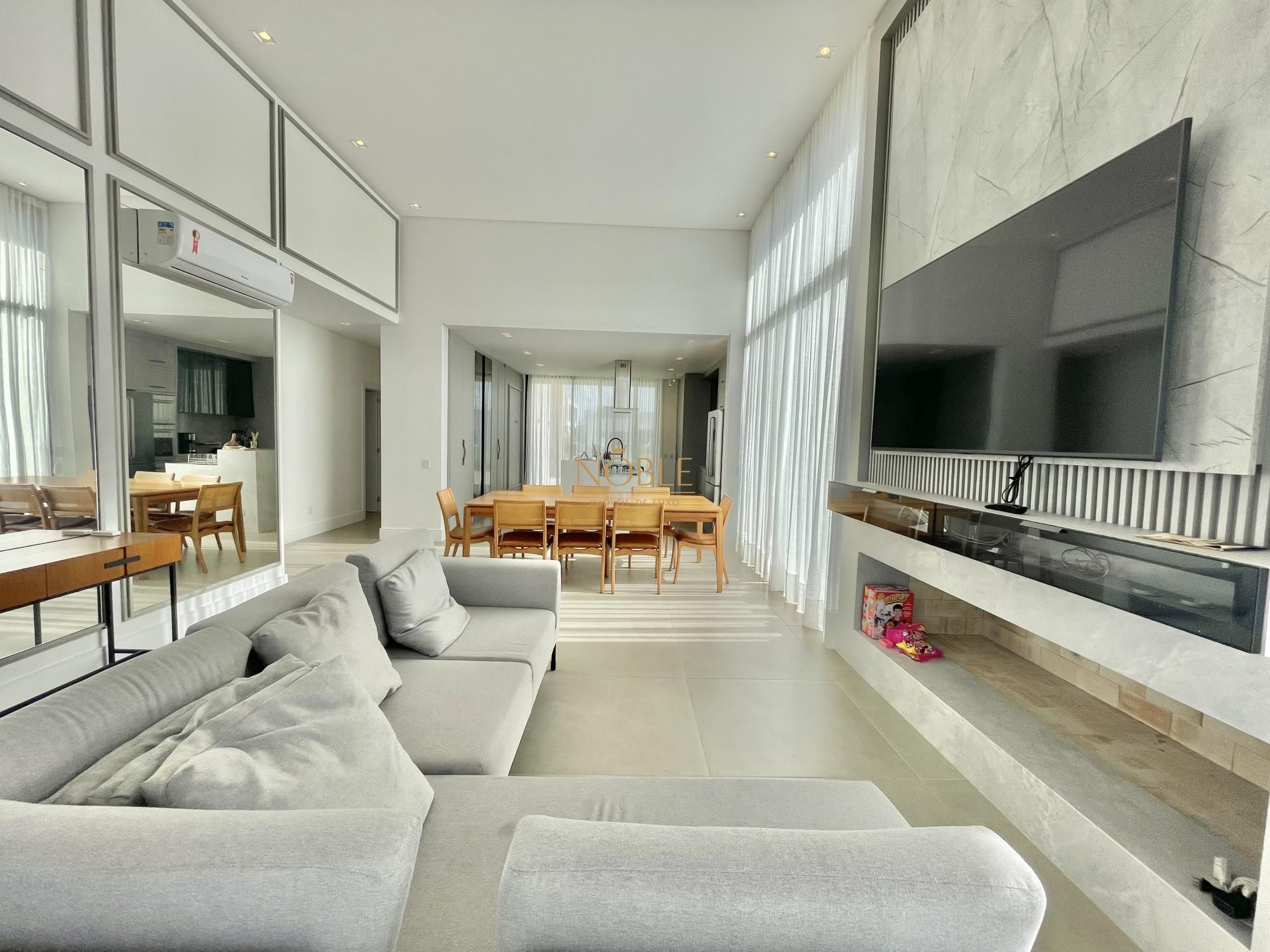 Casa de Condomínio com 215m², 3 dormitórios, 3 suítes, 2 vagas no Reserva das Águas em Torres para Comprar