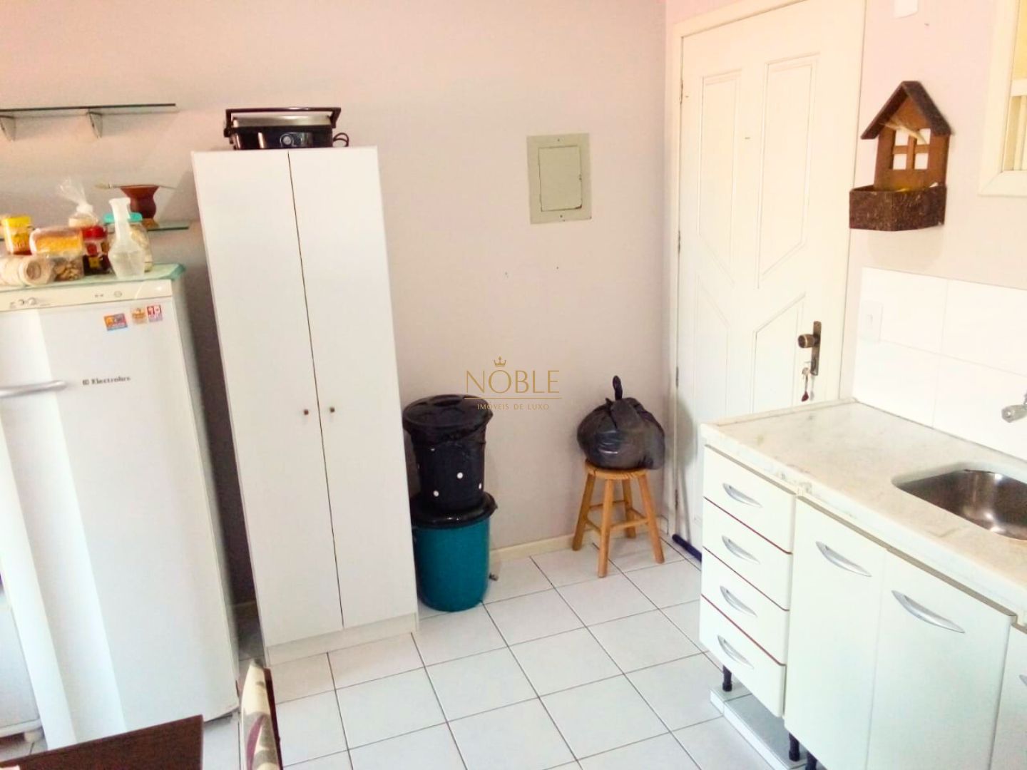 Apartamento com 38m², 1 dormitório, 1 vaga no Condomínio Justo em Torres para Comprar