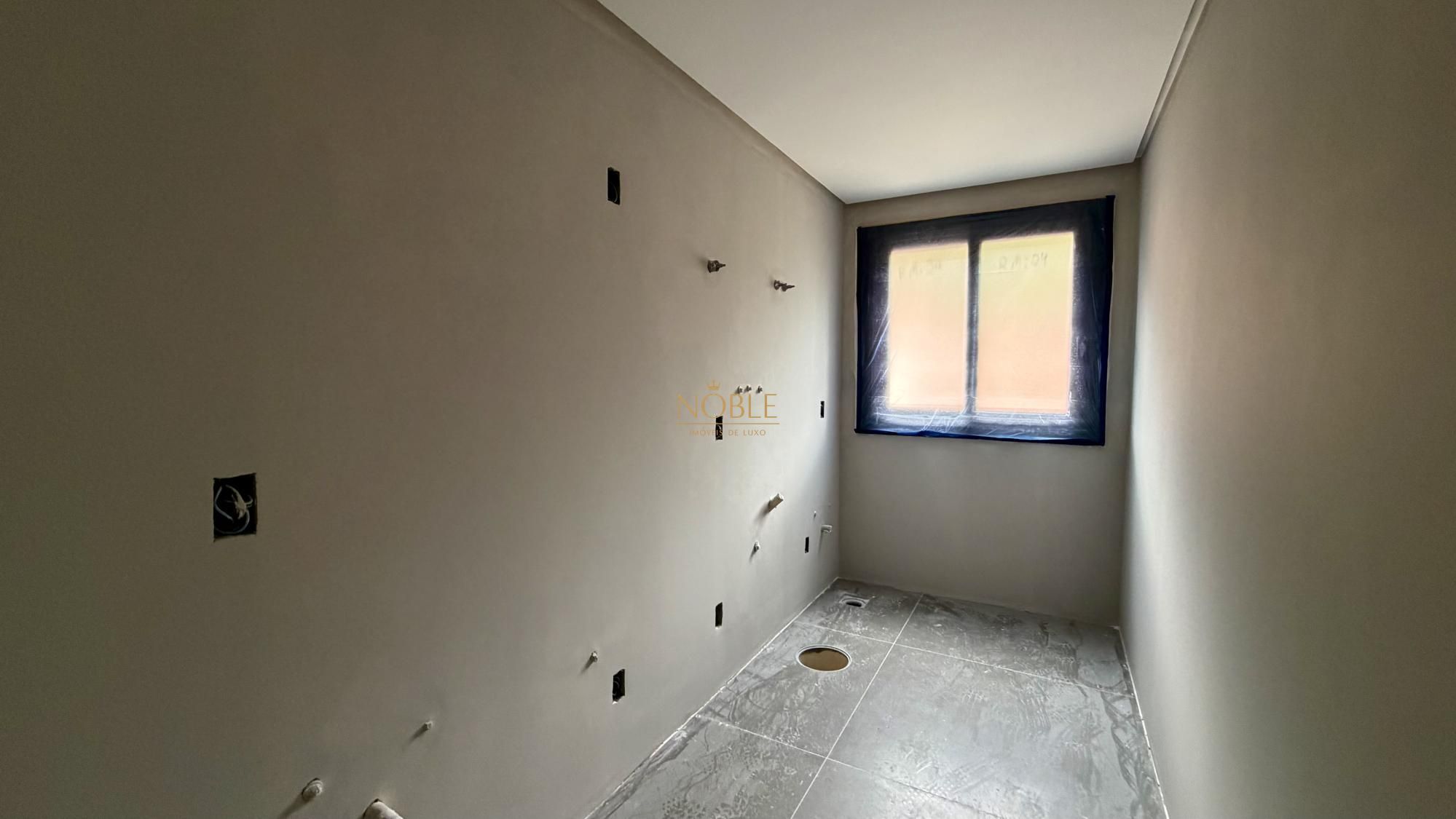 Apartamento à Venda com 3 quartos, 2 banheiros, 2 vagas e 103m² por R$ 3.630.000 — foto 2