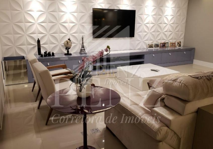 Apartamento com 216m², 4 dormitórios, 4 suítes, 4 vagas no Golden Tower em Torres para Comprar