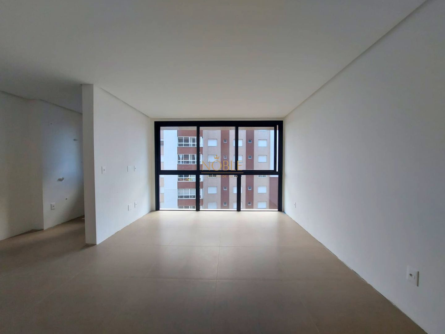 Apartamento com 77m², 2 dormitórios, 1 suíte, 1 vaga no Origem em Torres para Comprar