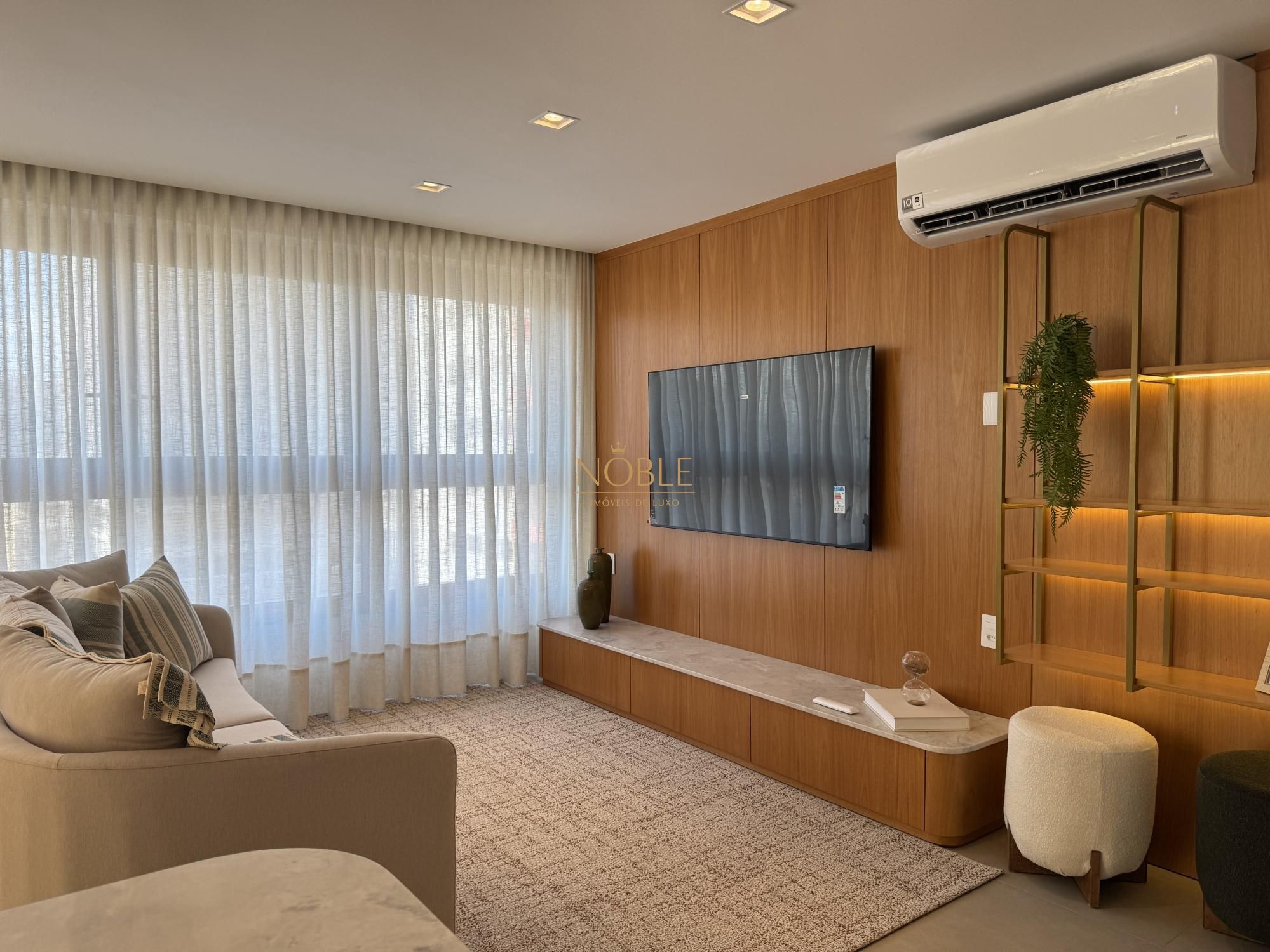 Apartamento com 114m², 3 dormitórios, 1 suíte, 1 vaga no Titanium em Torres para Comprar