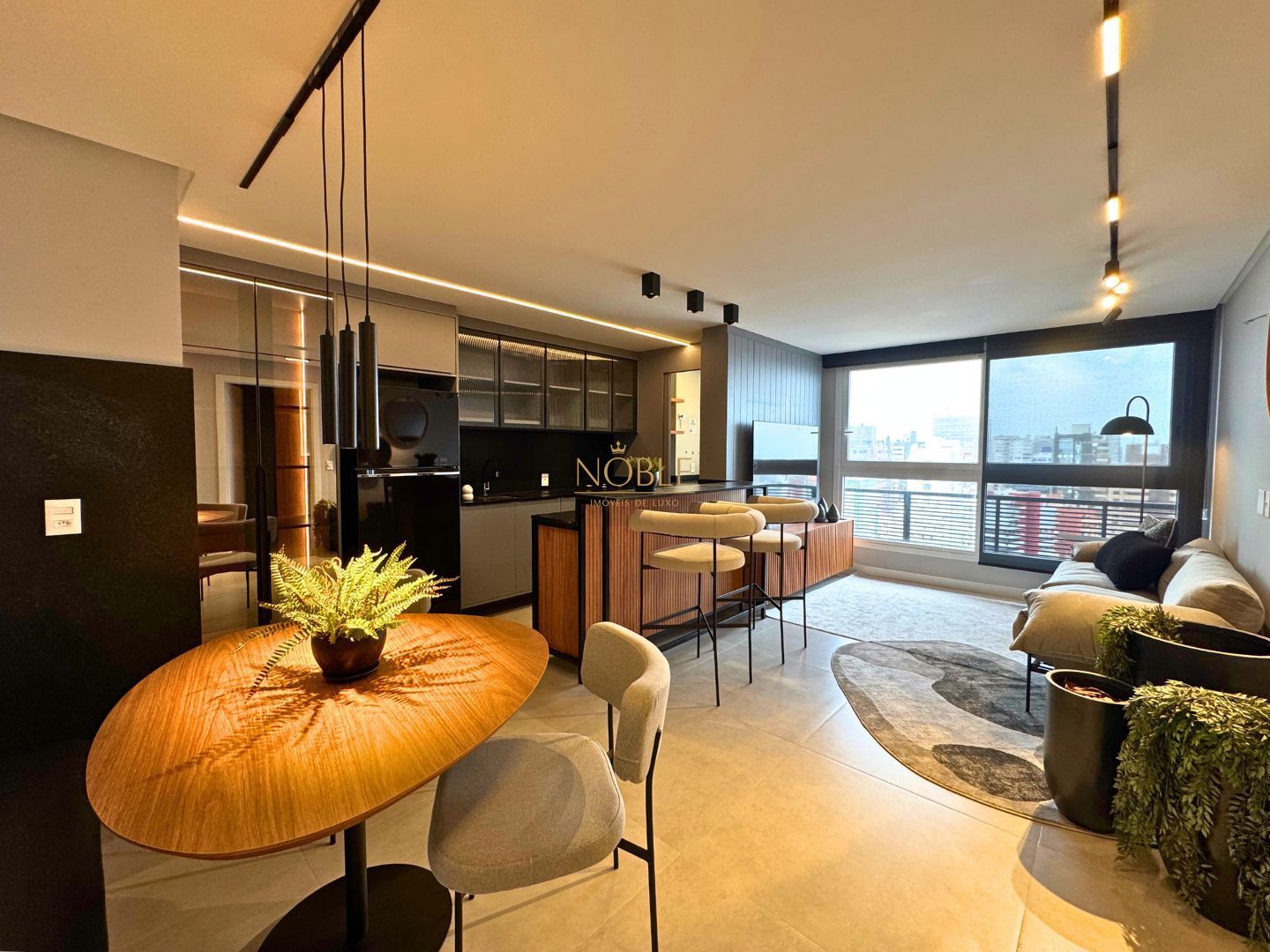 Apartamento com 50m², 1 dormitório, 1 suíte, 2 vagas no Maui Residencial em Torres para Comprar