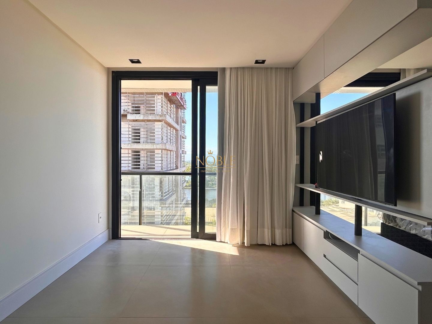 Apartamento com 49m², 1 dormitório, 1 suíte, 1 vaga no Vista Mare em Torres para Comprar