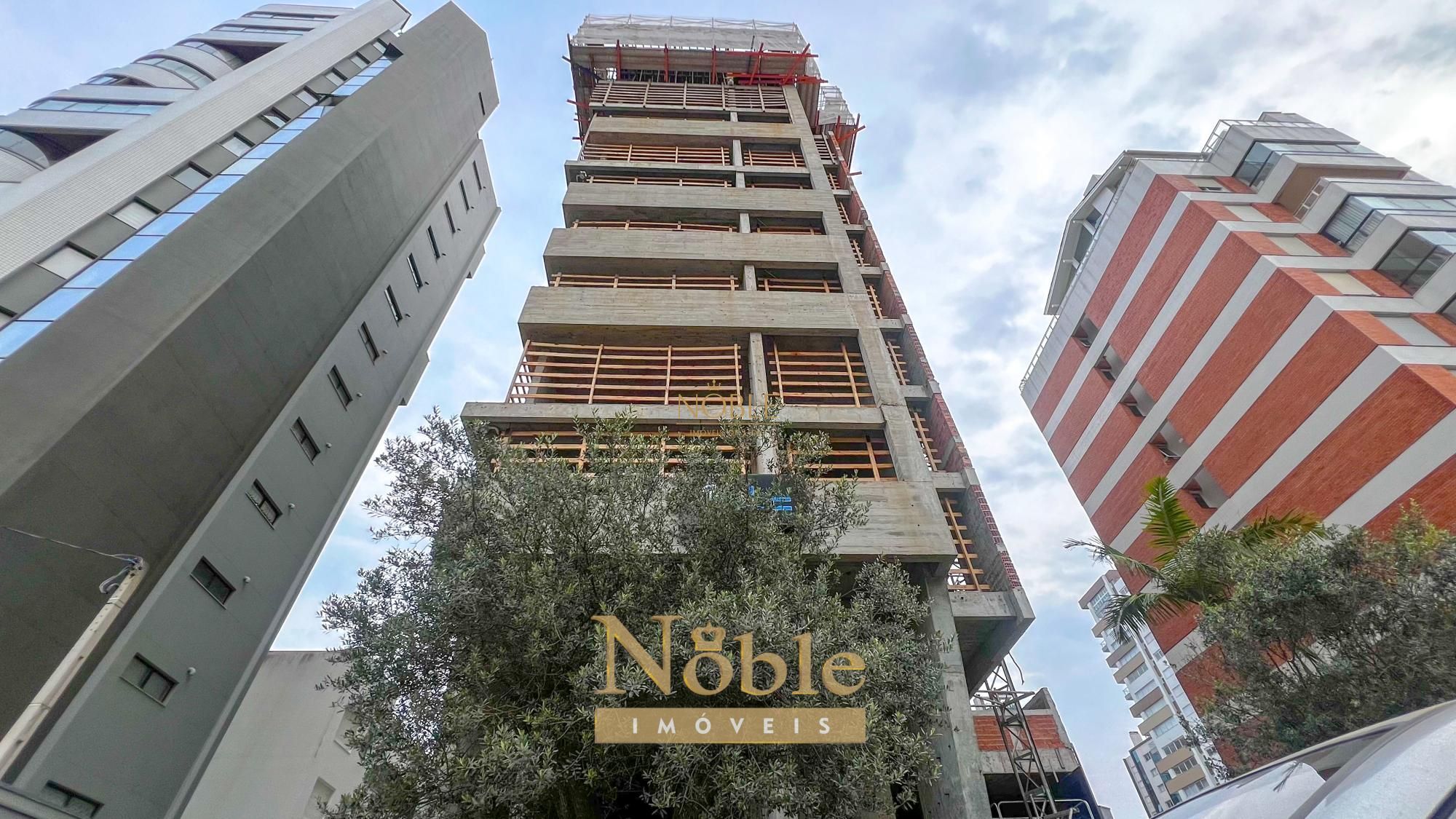 Apartamento com 186m², 3 dormitórios, 3 suítes, 3 vagas no Edifício L'ART em Torres para Comprar