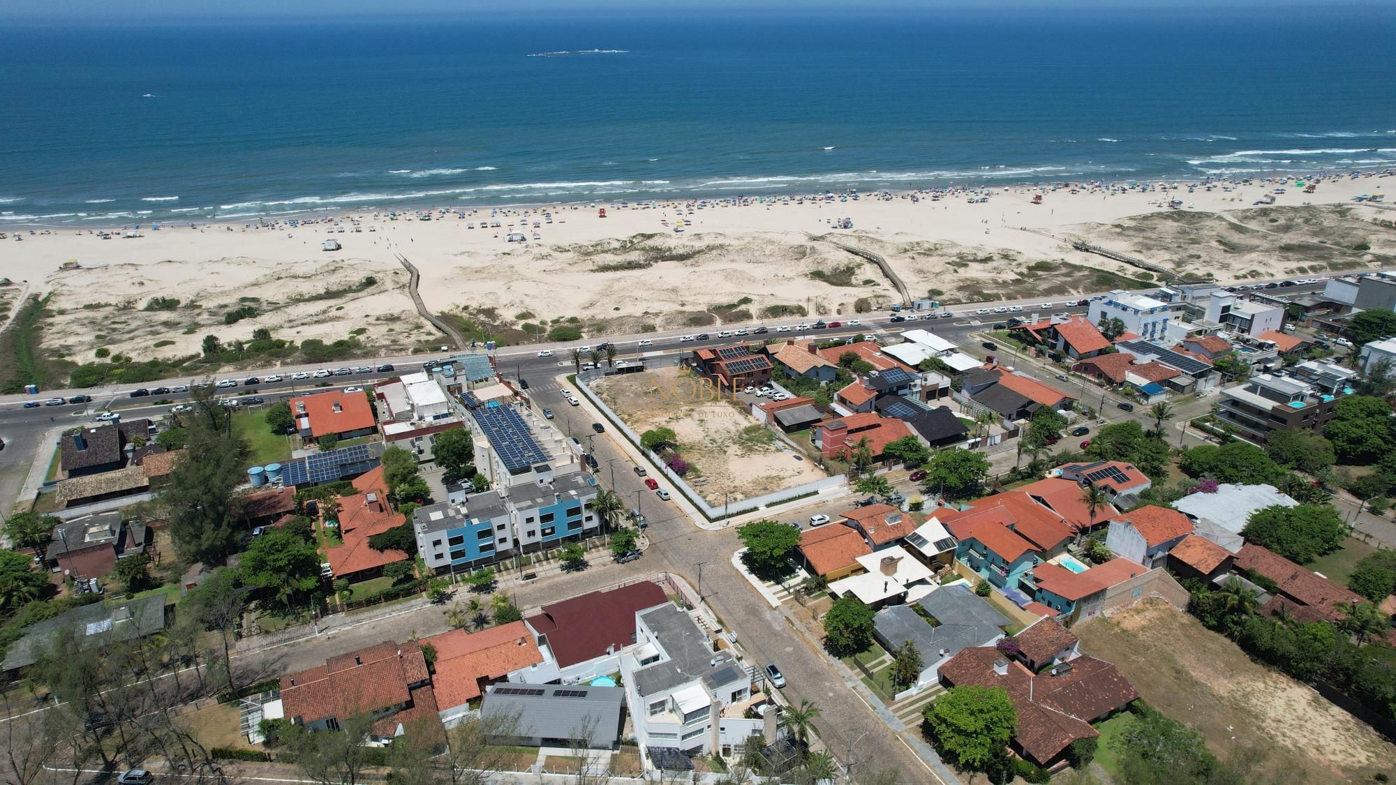 Apartamento com 185m², 3 dormitórios, 3 suítes, 1 vaga no Casa Malta em Torres para Comprar