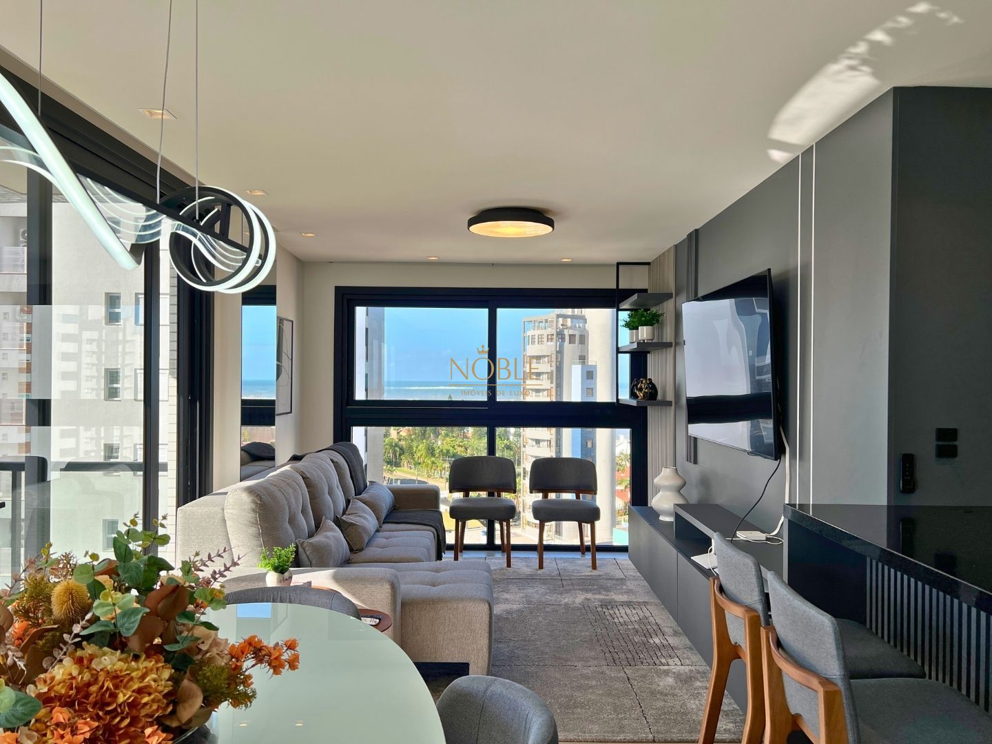 Apartamento com 114m², 3 dormitórios, 1 suíte, 2 vagas no Vista Mare em Torres para Comprar