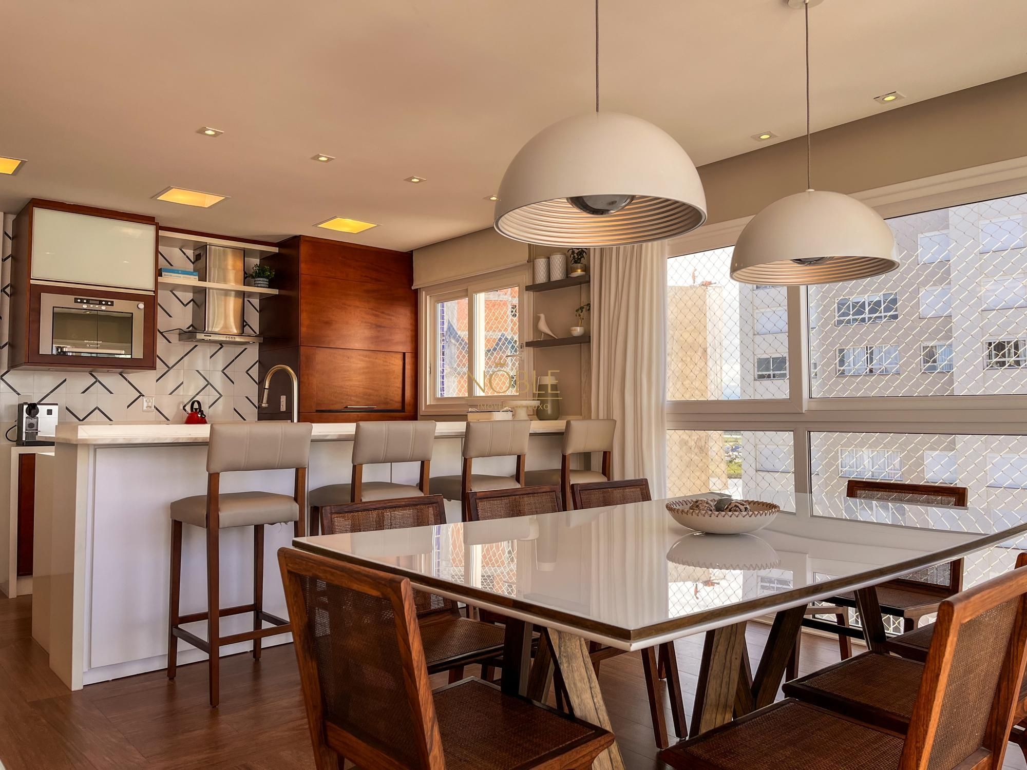 Apartamento com 130m², 3 dormitórios, 1 suíte, 2 vagas no Caravaggio em Torres para Comprar