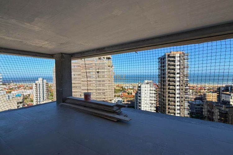 Apartamento com 113m², 3 dormitórios, 1 suíte, 2 vagas no Mirage em Torres para Comprar