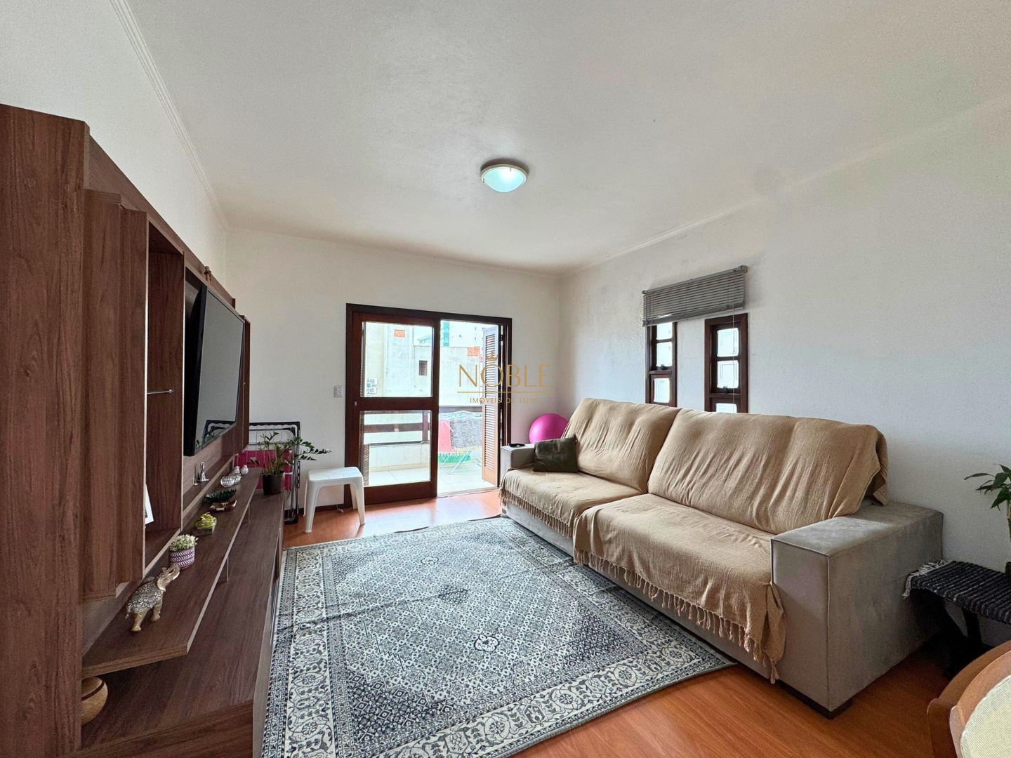 Apartamento com 117m², 3 dormitórios, 1 suíte, 1 vaga no Santa Luzia em Torres para Comprar