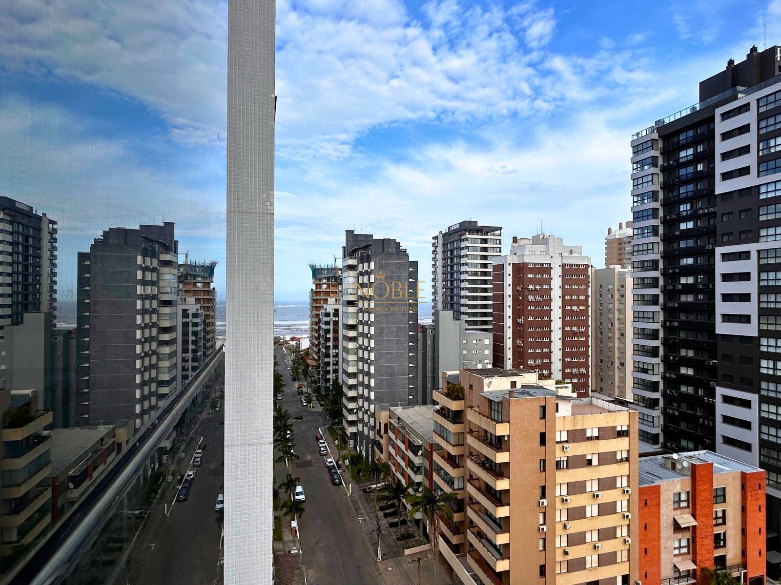 Apartamento com 110m², 3 dormitórios, 1 suíte, 1 vaga no Montalcino em Torres para Comprar