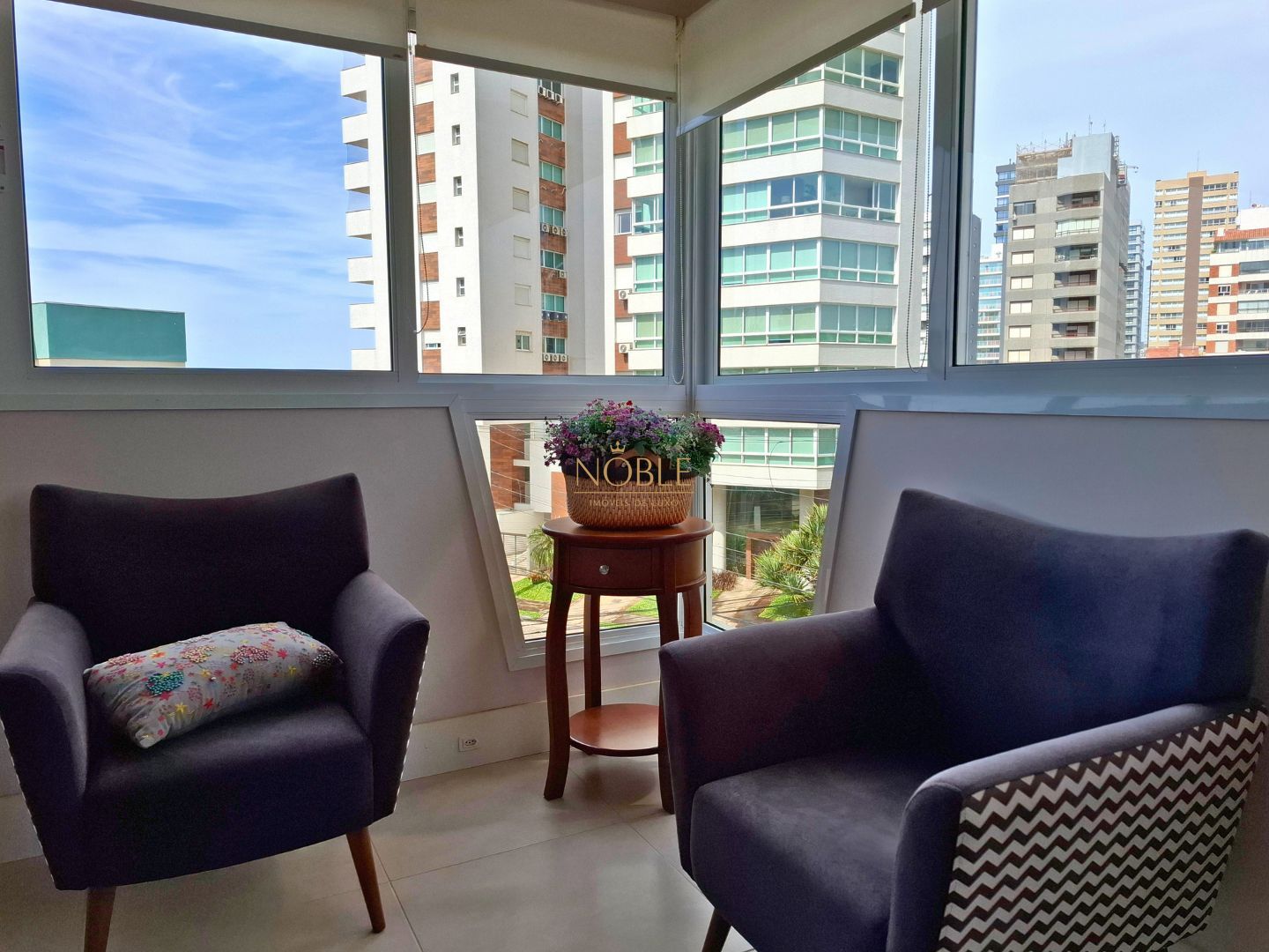 Apartamento com 125m², 3 dormitórios, 1 suíte, 1 vaga no Firenze em Torres para Comprar