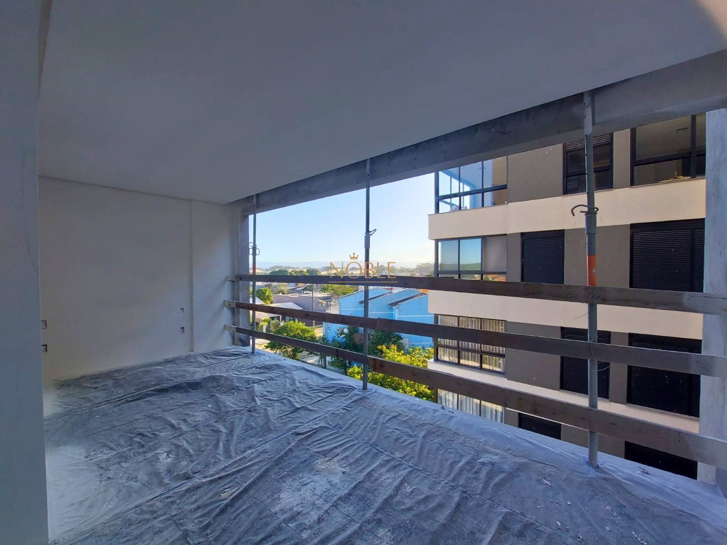 Apartamento com 31m², 1 dormitório, 1 vaga no Majestic Residencial em Torres para Comprar