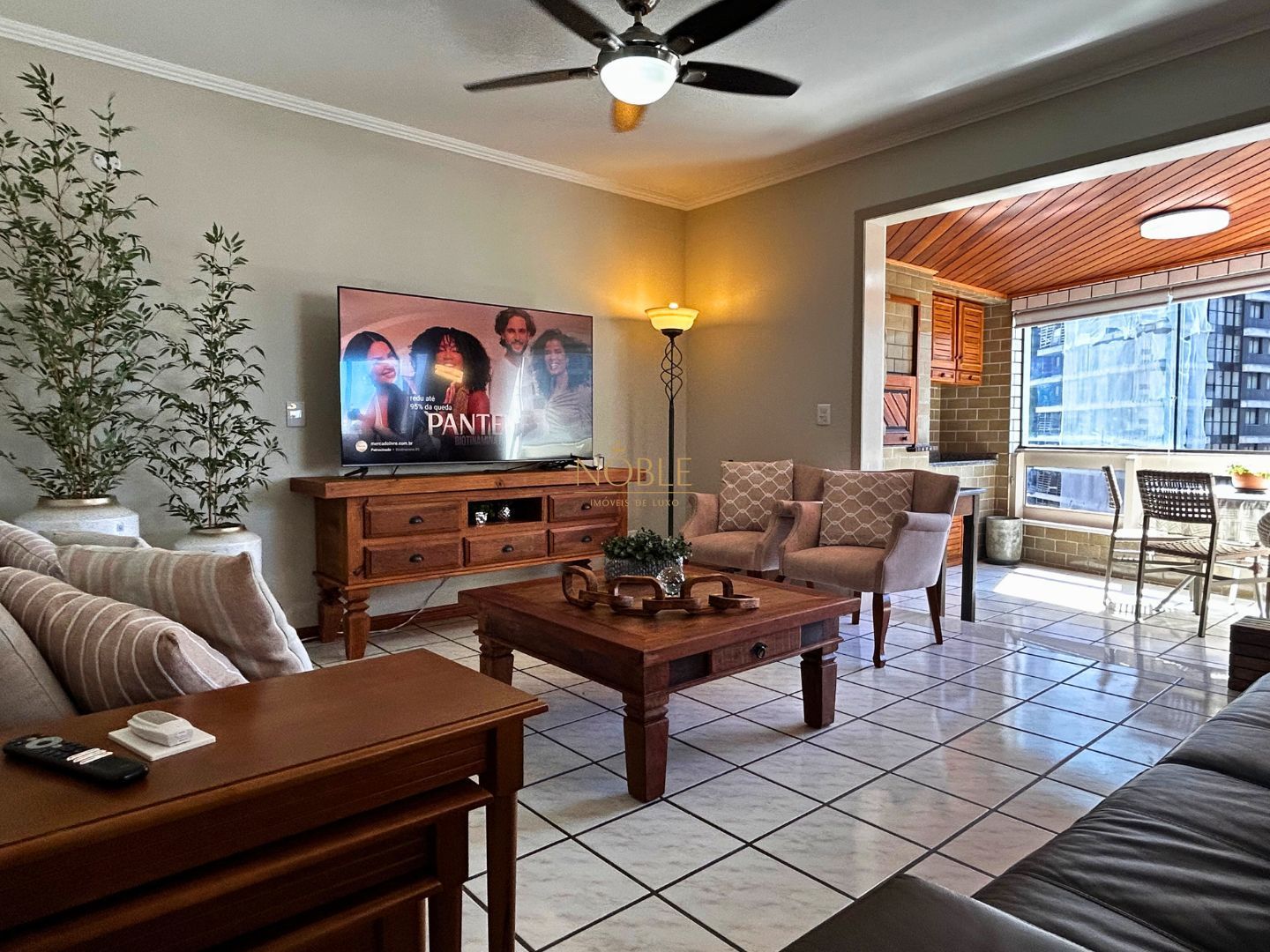 Apartamento com 150m², 3 dormitórios, 1 suíte, 1 vaga no Torre de La Cité em Torres para Comprar