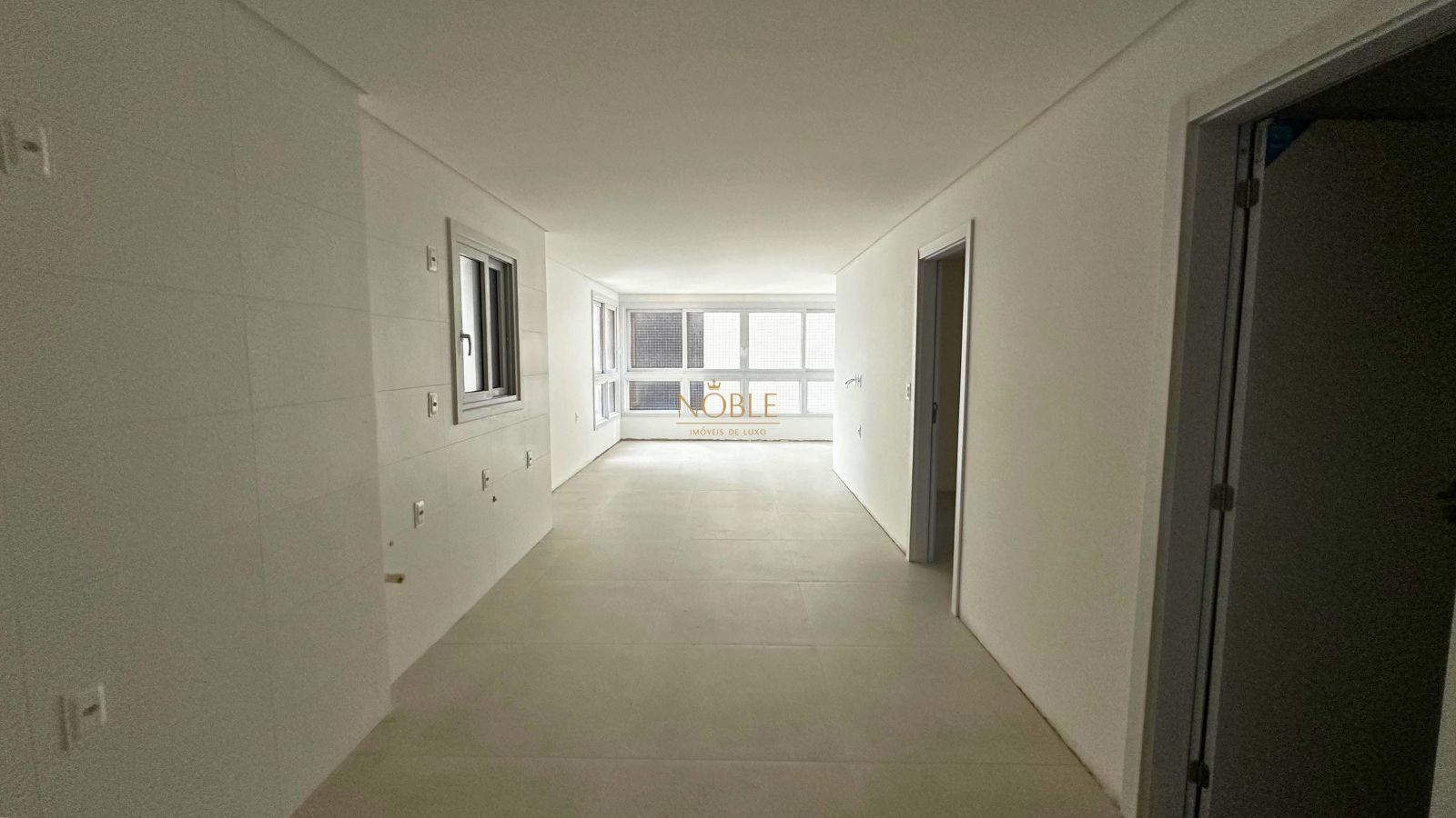 Apartamento com 61m², 1 dormitório, 1 suíte, 1 vaga no Giardino em Torres para Comprar