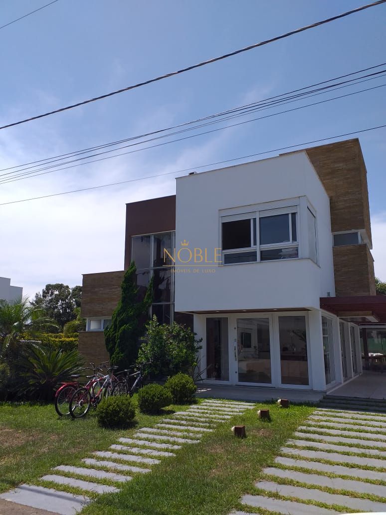 Casa de Condomínio, 3 dormitórios, 1 suíte, 1 vaga no Ocean Side em Torres para Comprar