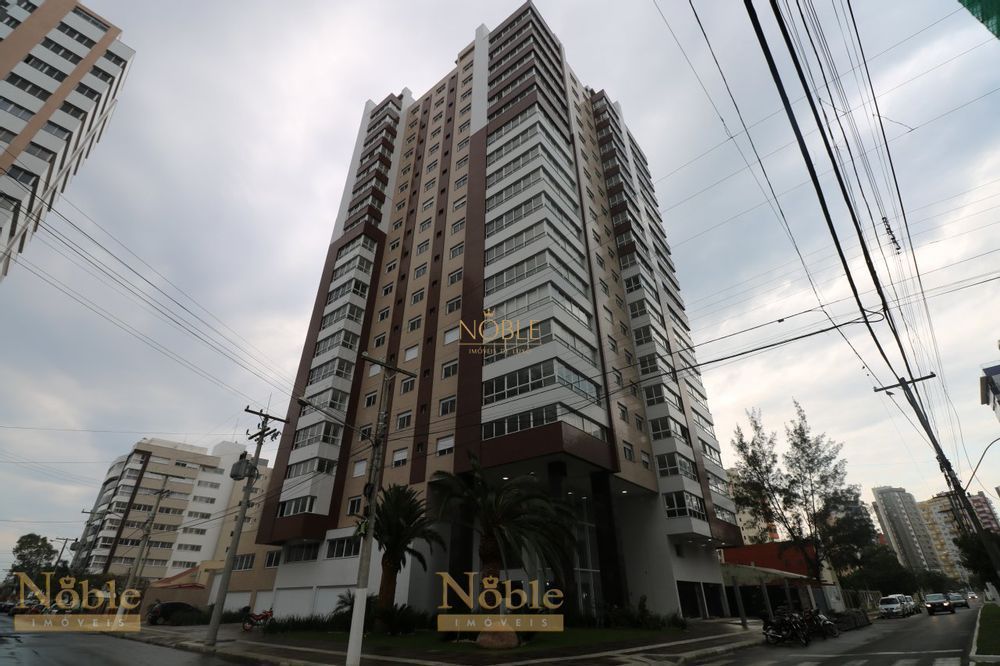 Apartamento com 110m², 2 dormitórios, 1 suíte, 2 vagas no San Pietro em Torres para Comprar