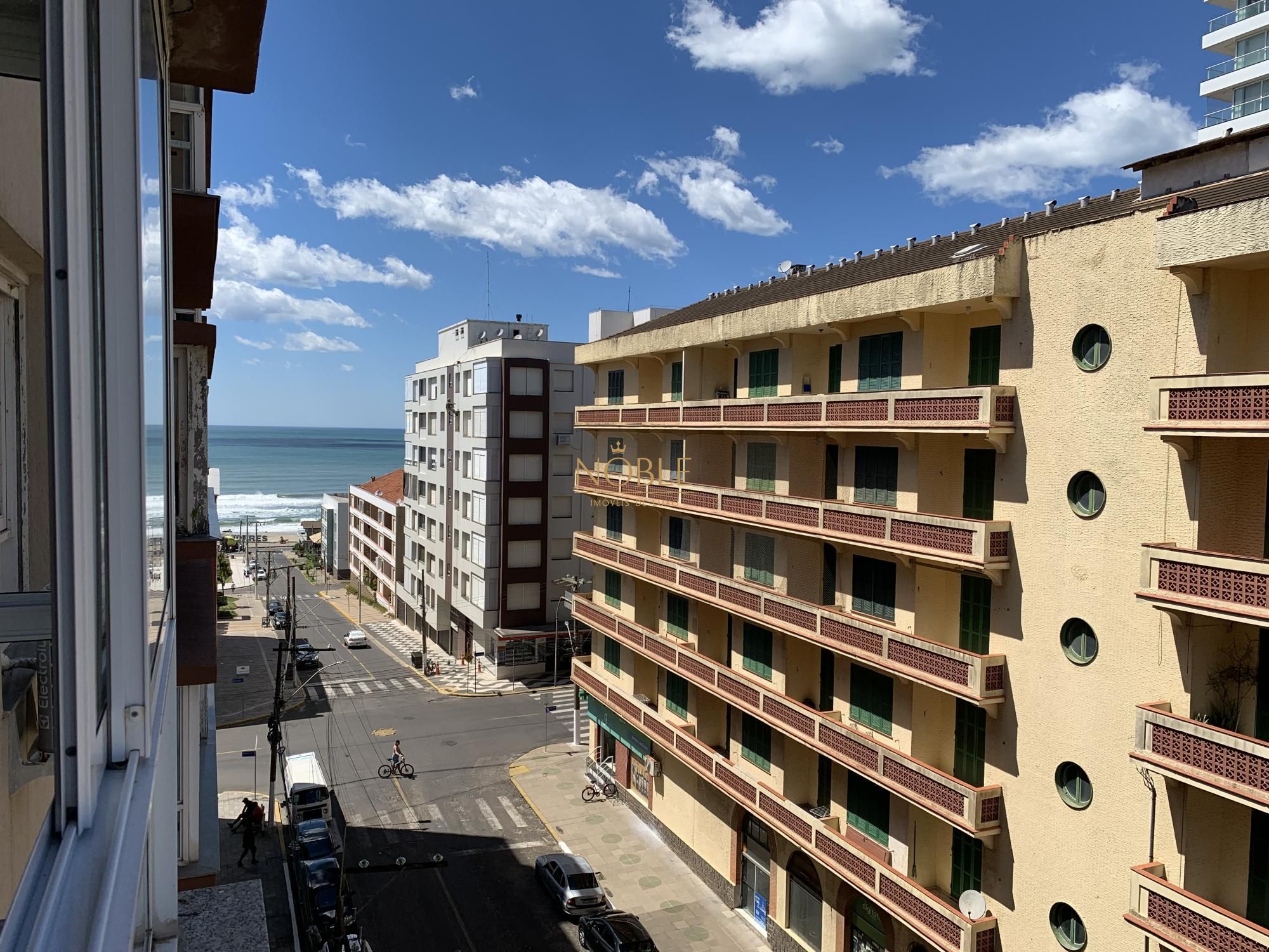 Apartamento com 60m², 1 dormitório no Torre de Prata em Torres para Comprar