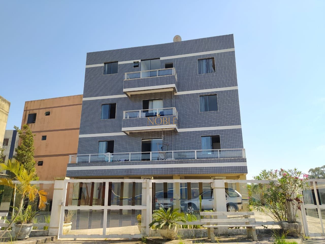 Apartamento com 40m², 2 dormitórios, 1 vaga no Residencial Universitário em Torres para Comprar