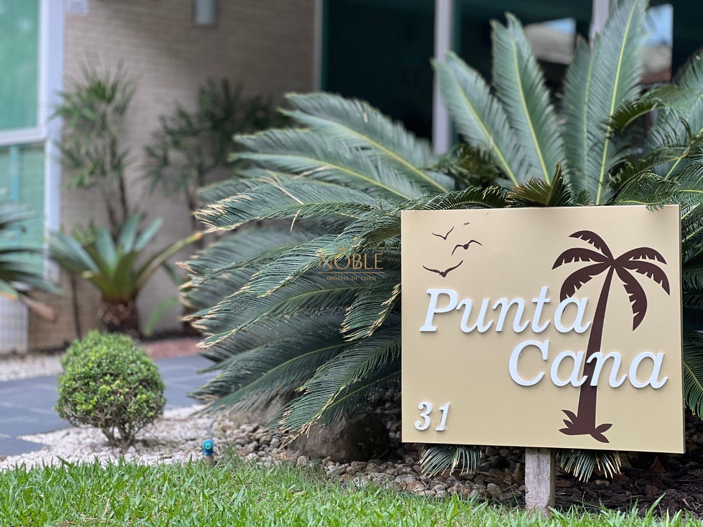 Apartamento com 106m², 3 dormitórios, 1 suíte, 2 vagas no Punta Cana em Torres para Comprar