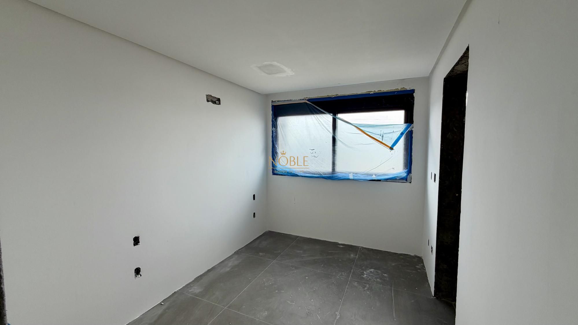Apartamento à Venda com 3 quartos, 2 banheiros, 3 vagas e 146m² por R$ 4.980.000 — foto 3