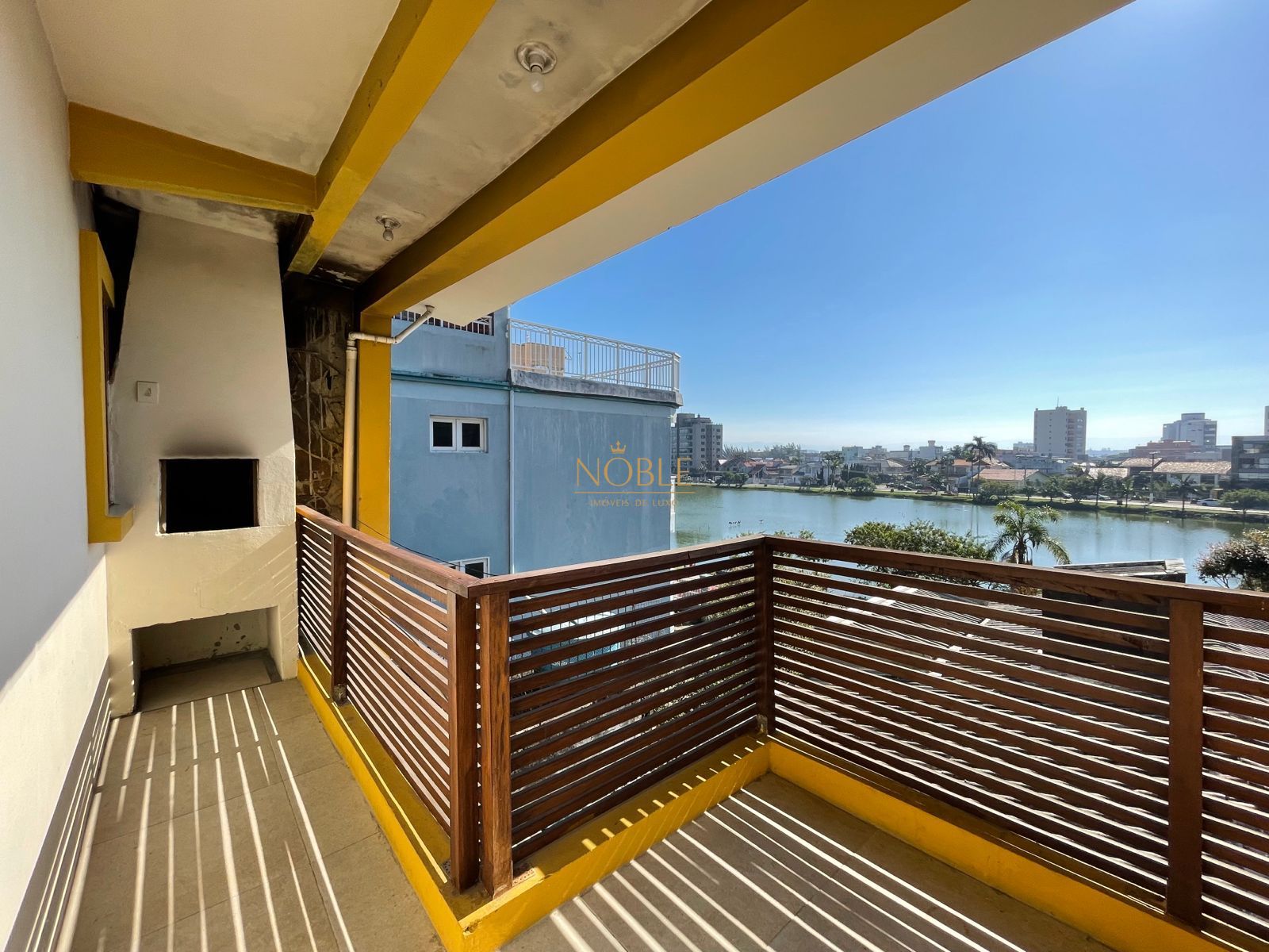 Apartamento com 100m², 2 dormitórios no bairro Prainha em Torres para Comprar