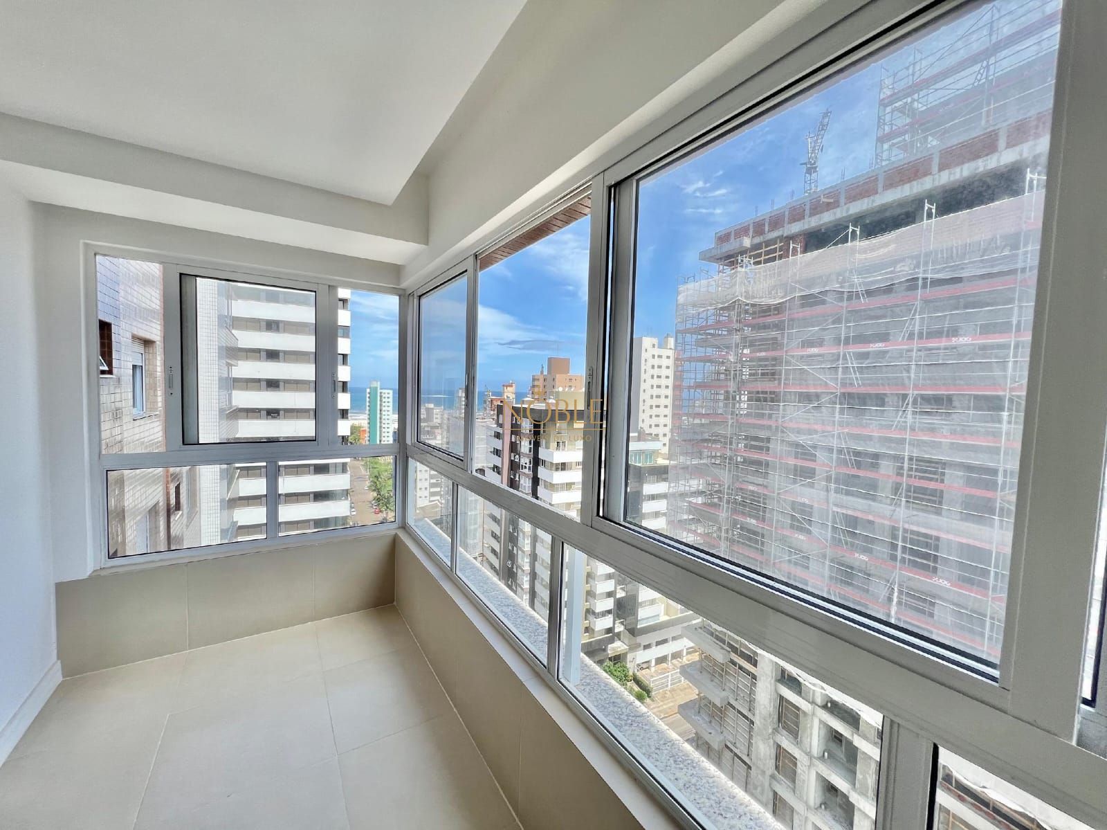 Apartamento com 84m², 2 dormitórios, 1 suíte, 1 vaga no San Pietro em Torres para Comprar