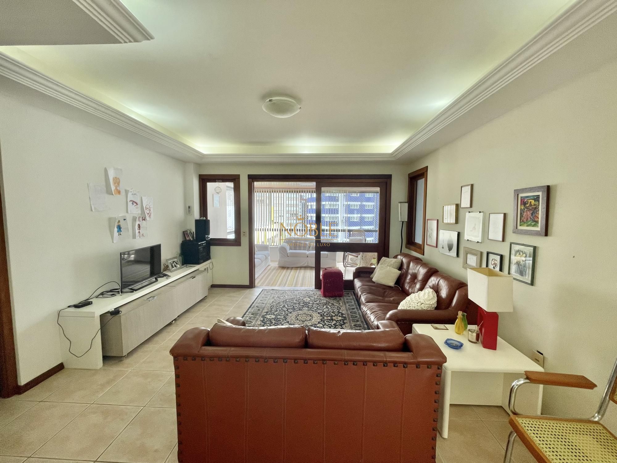 Apartamento com 130m², 3 dormitórios, 1 suíte, 1 vaga no Nouvelle Tour em Torres para Comprar