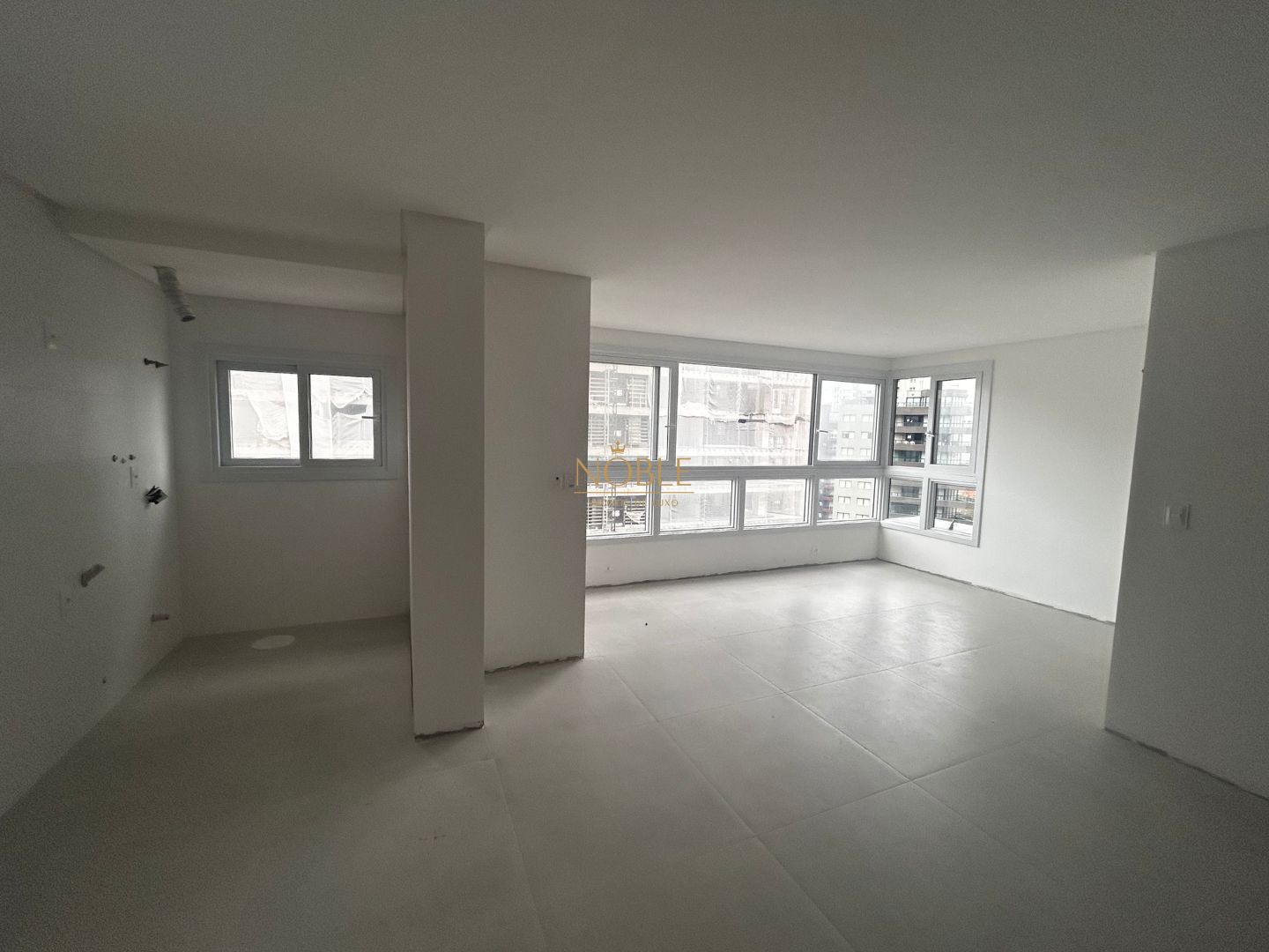 Apartamento com 105m², 3 dormitórios, 2 suítes, 1 vaga no Giardino em Torres para Comprar