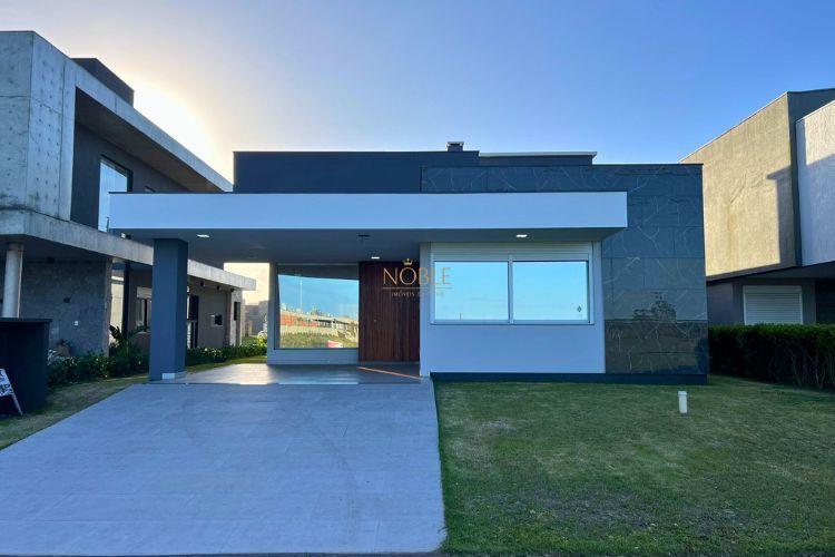 Casa de Condomínio com 170m², 4 dormitórios, 4 suítes, 2 vagas no Reserva das Águas em Torres para Comprar