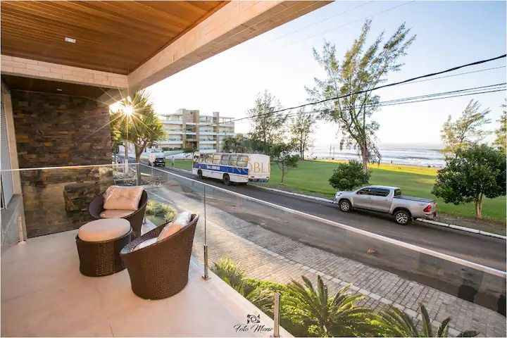 Apartamento com 122m², 3 dormitórios, 1 suíte, 3 vagas no Cannes Résidentiel em Torres para Comprar