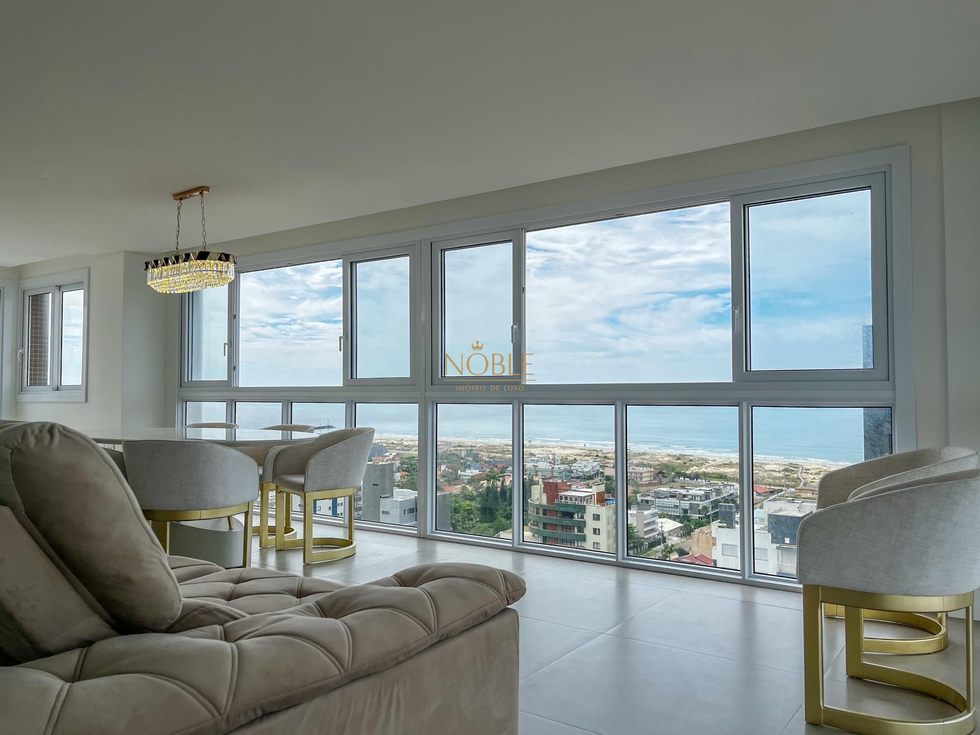 Cobertura com 270m², 3 dormitórios, 3 suítes, 2 vagas no Di milano em Torres para Comprar