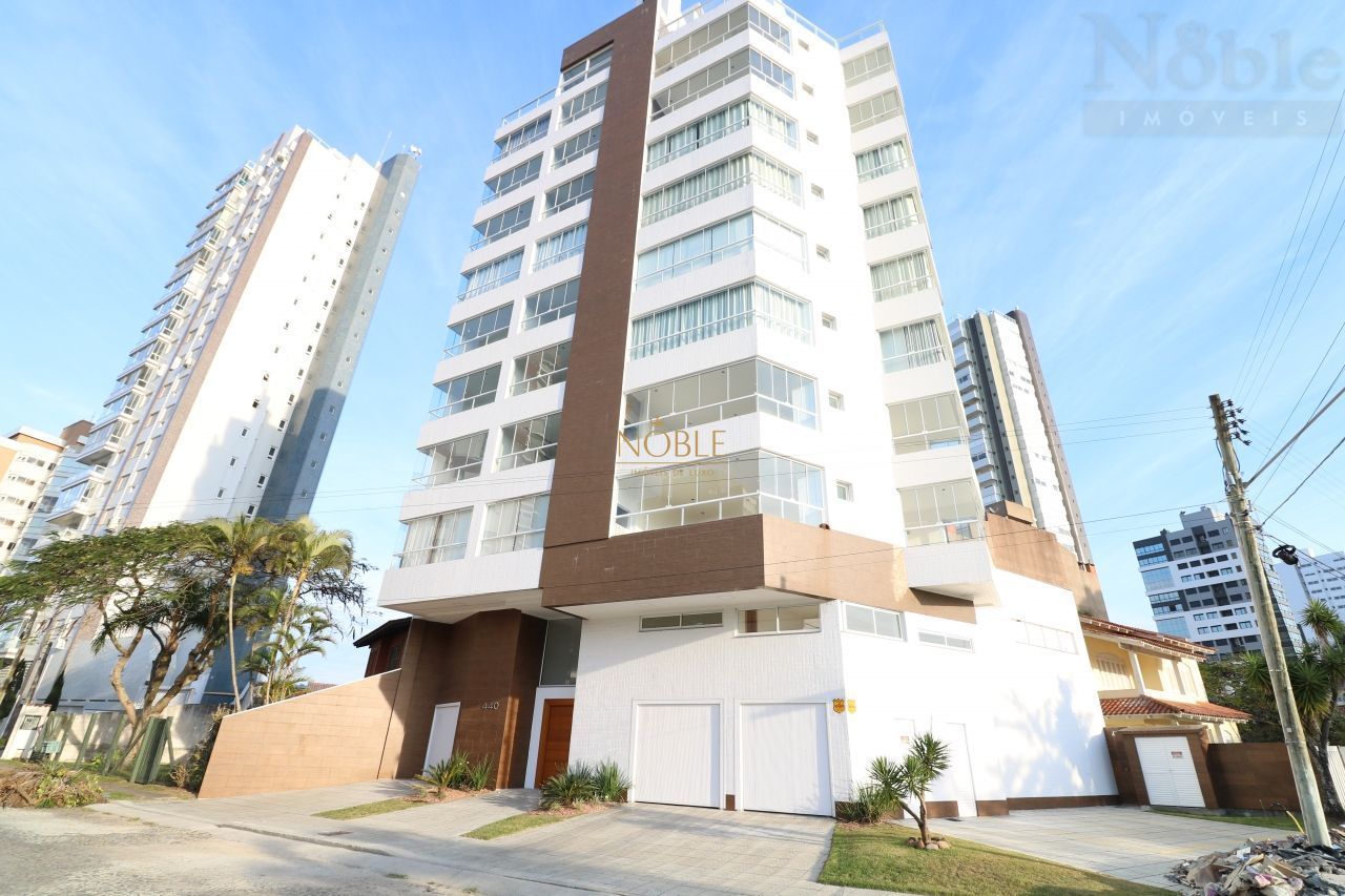 Apartamento com 85m², 2 dormitórios, 1 suíte, 1 vaga no Torres Elegance em Torres para Comprar