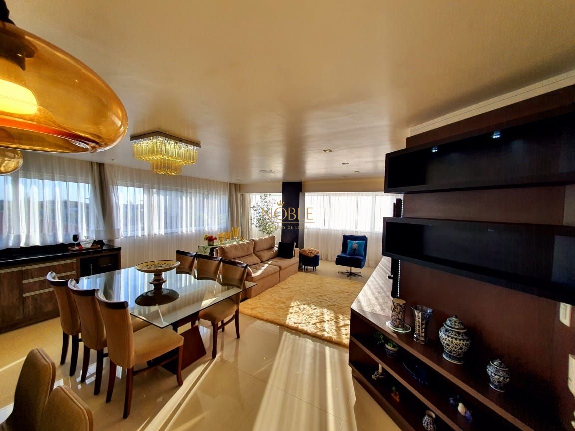 Apartamento com 149m², 3 dormitórios, 1 suíte, 2 vagas no Monte Olimpo em Torres para Comprar