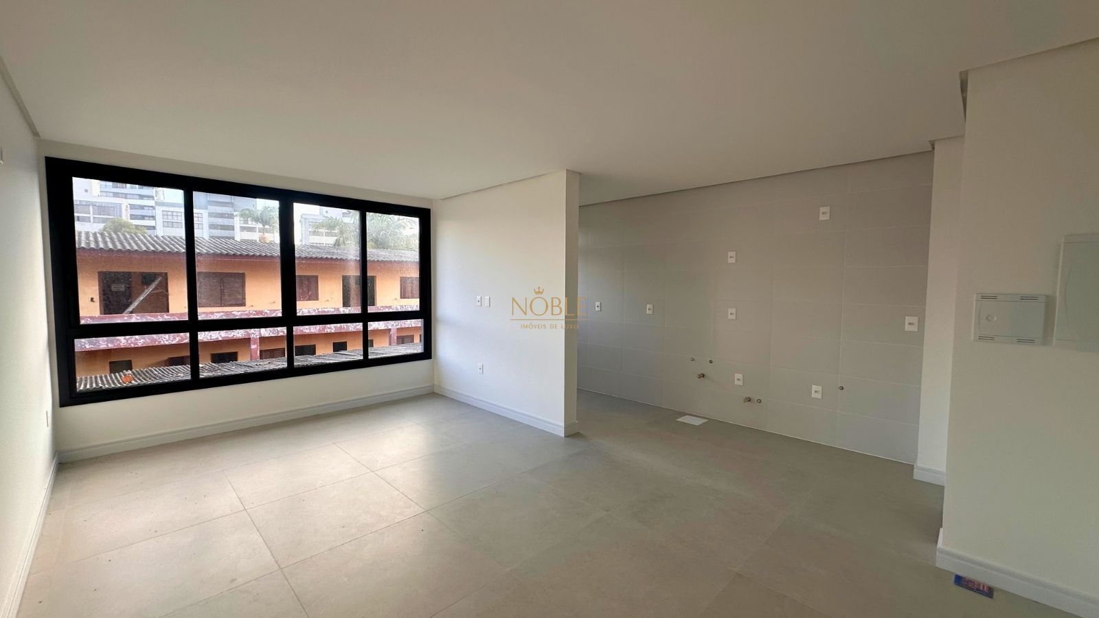 Apartamento à Venda com 2 quartos, 68m²
