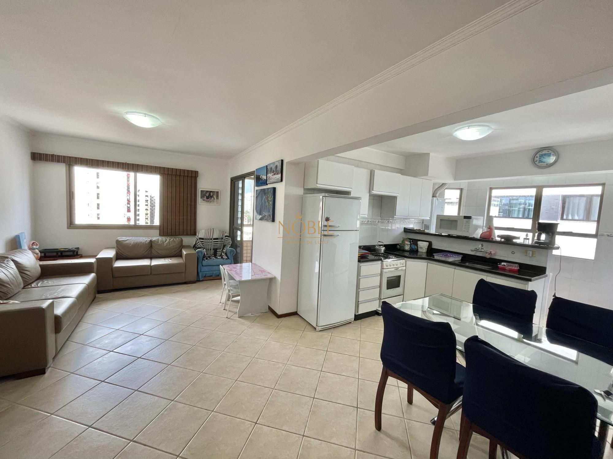 Apartamento com 98m², 3 dormitórios, 1 suíte, 1 vaga no Mar de Flores em Torres para Comprar