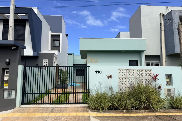 Casa, 3 dormitórios, 1 suíte, 1 vaga no bairro Morada das Palmeiras em Torres para Comprar