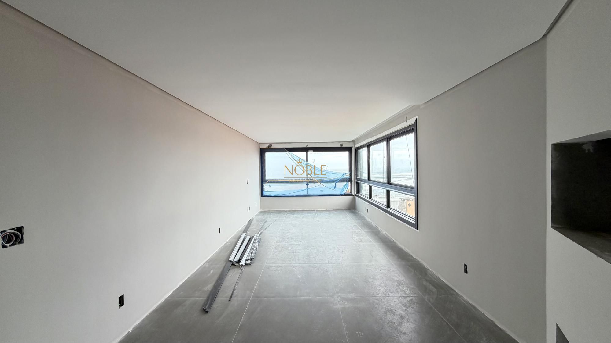 Apartamento à Venda com 3 quartos, 2 banheiros, 2 vagas e 102m² por R$ 2.950.000 — foto 2