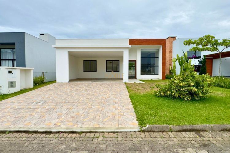 Casa de Condomínio com 258m², 4 dormitórios, 3 suítes, 2 vagas no Reserva das Águas em Torres para Comprar