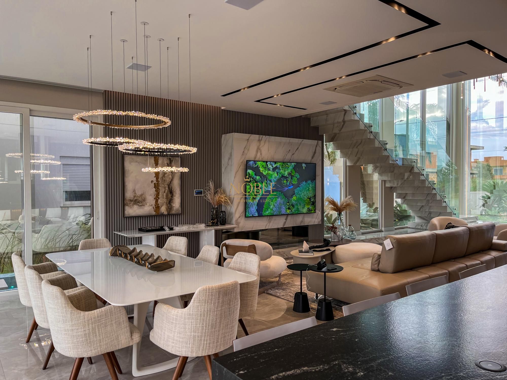 Casa de Condomínio com 432m², 4 dormitórios, 3 suítes, 2 vagas no Reserva das Águas em Torres para Comprar