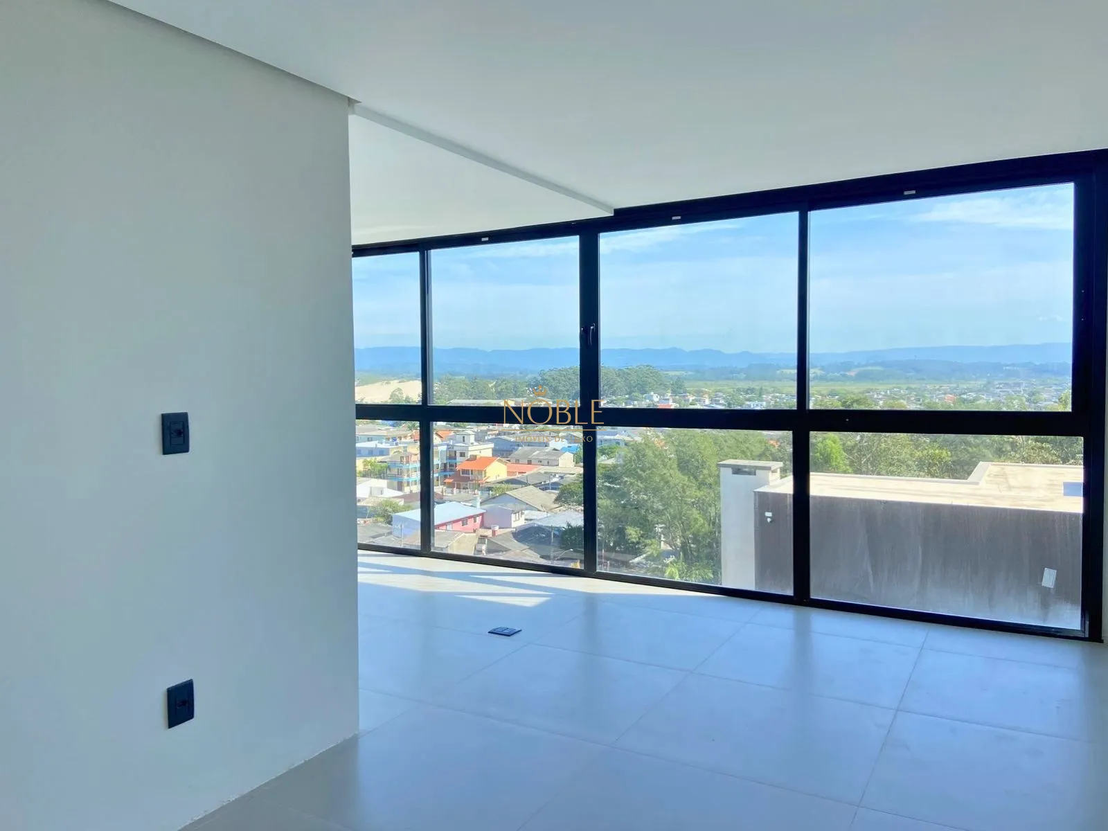 Apartamento com 33m², 1 dormitório, 1 vaga no Majestic Residencial em Torres para Comprar