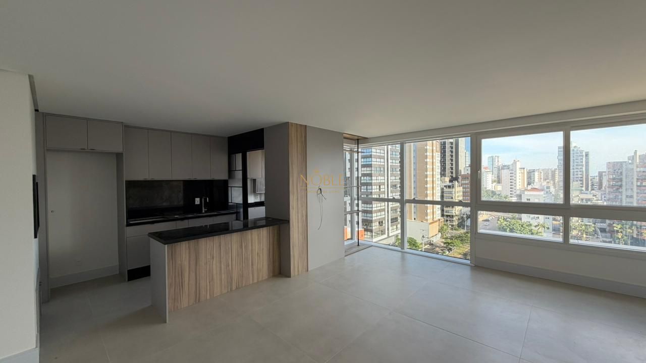 Apartamento com 110m², 3 dormitórios, 1 suíte, 2 vagas no Montalcino em Torres para Comprar