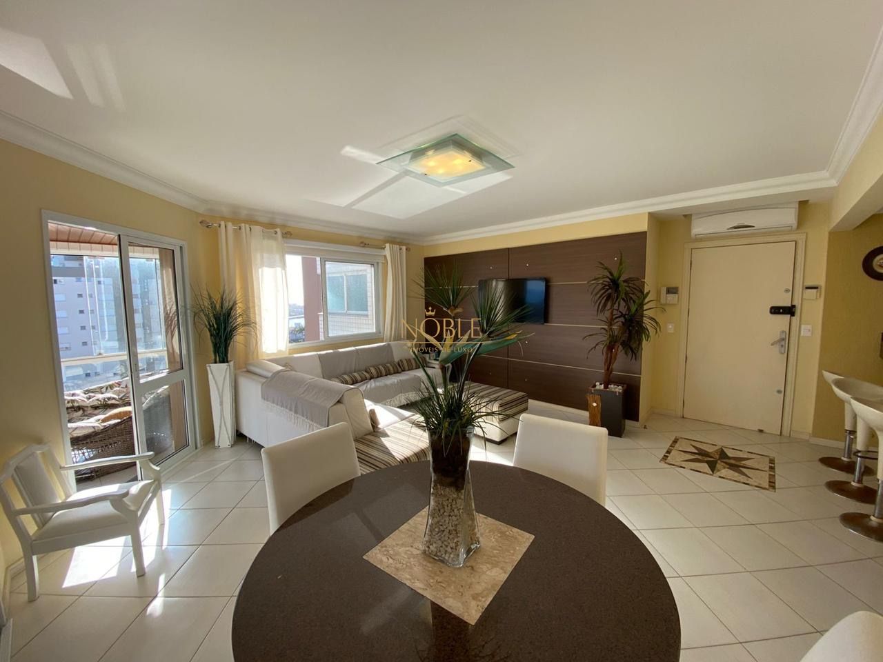 Apartamento com 120m², 2 dormitórios, 2 suítes, 1 vaga no Cartagena em Torres para Comprar