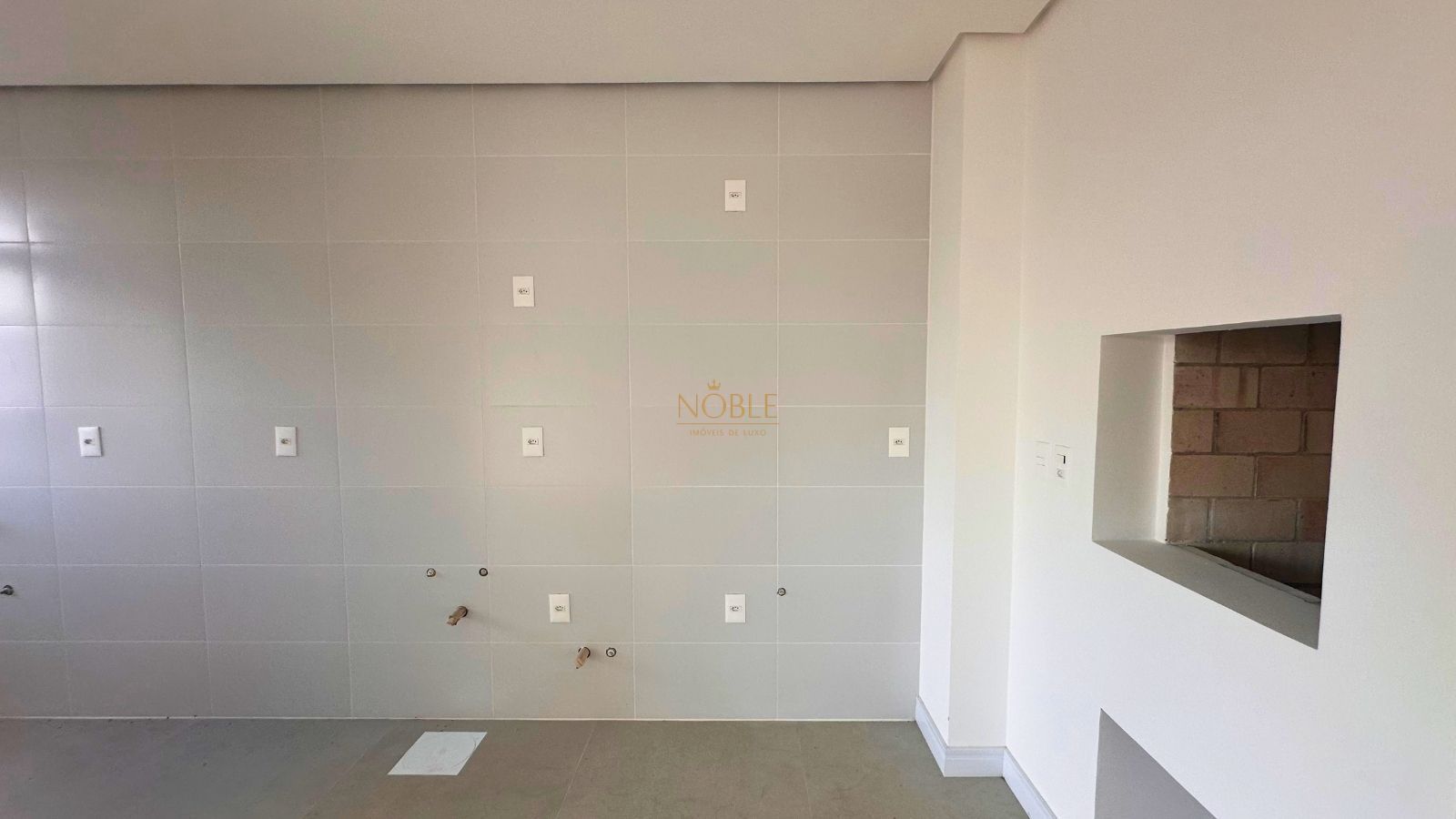 Apartamento à Venda com 2 quartos, 2 banheiros, 1 vaga e 68m² por R$ 765.000 — foto 4