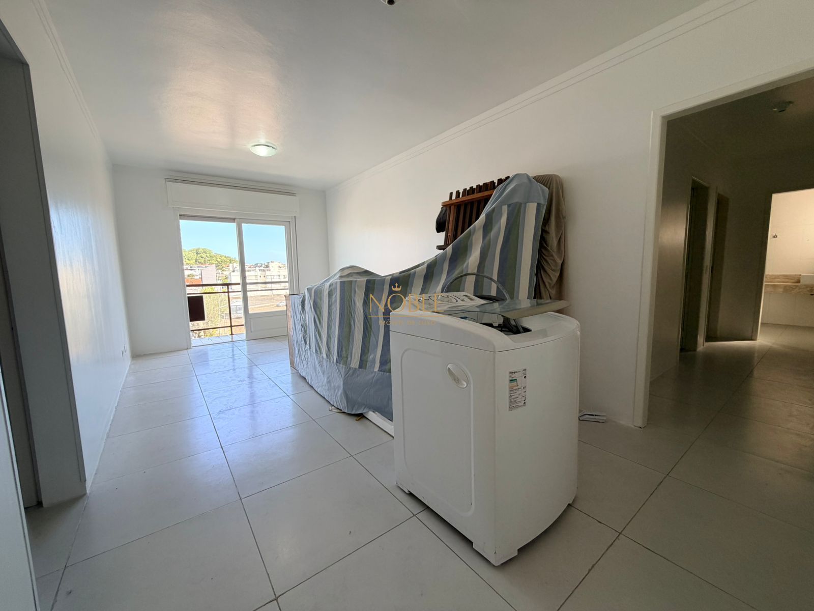 Apartamento com 86m², 2 dormitórios, 1 vaga no Condomínio Josi em Torres para Comprar