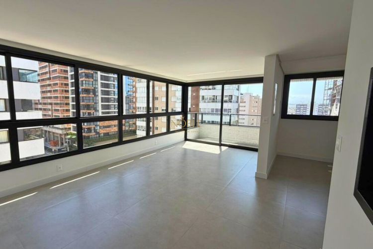 Apartamento com 80m², 2 dormitórios, 1 suíte, 1 vaga no Opportunity em Torres para Comprar